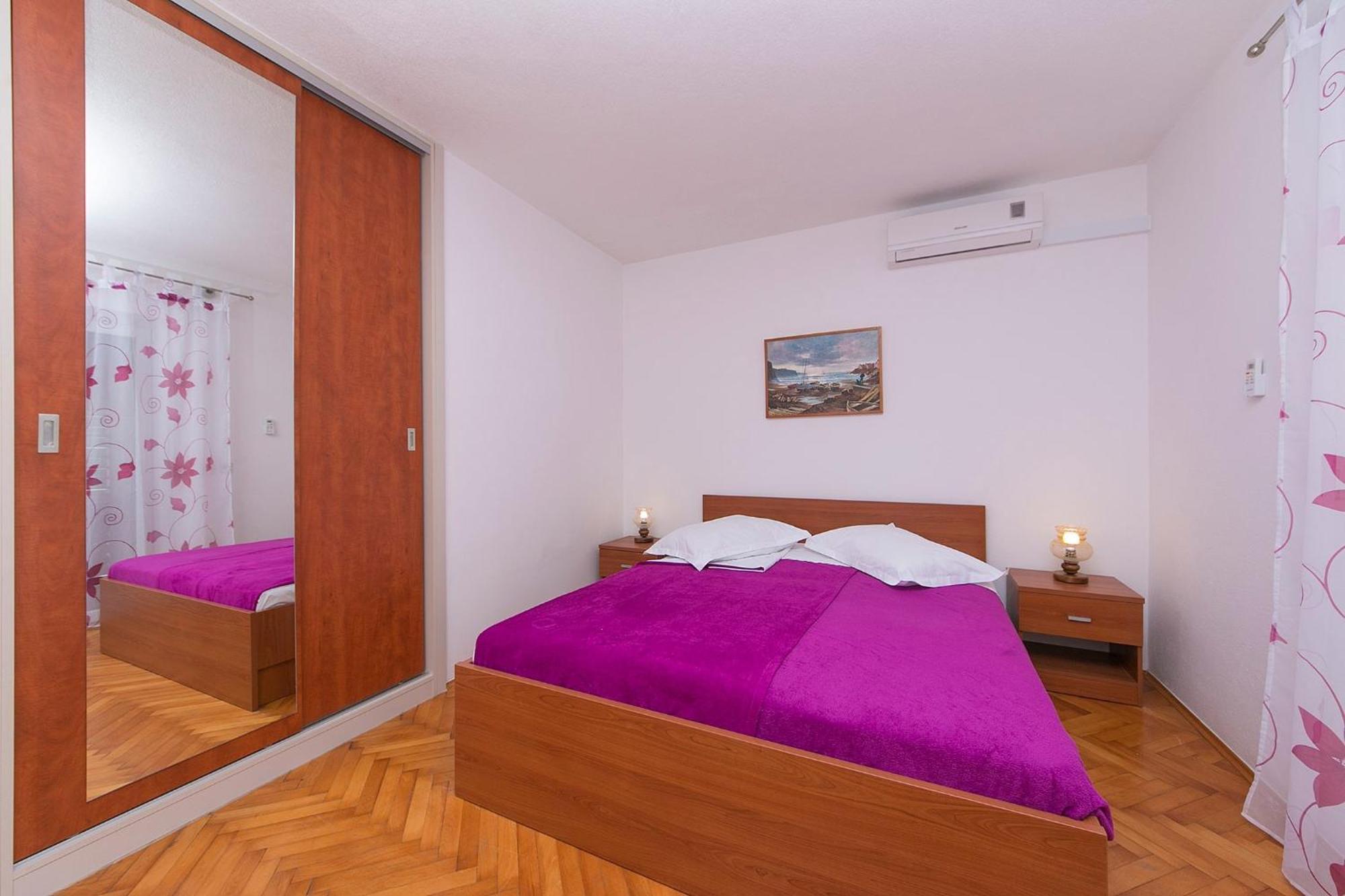 Apartments By The Sea Brela, Makarska - 20778 Szoba fotó