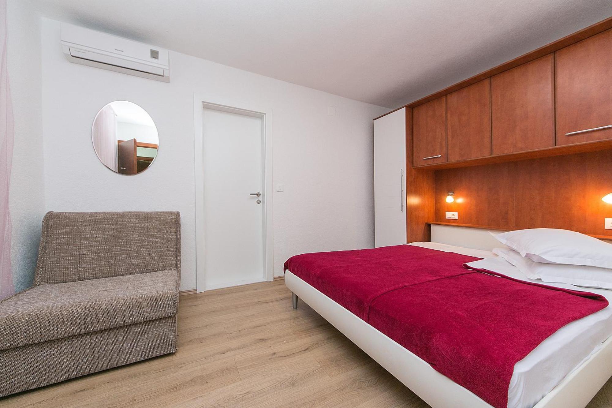 Apartments By The Sea Brela, Makarska - 20778 Szoba fotó